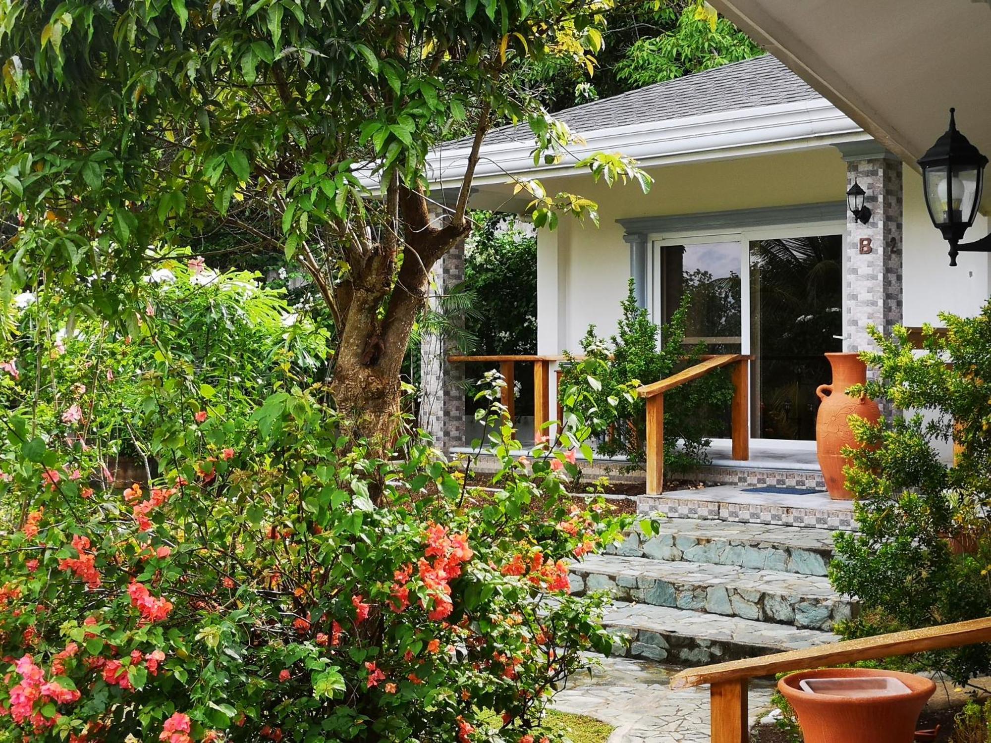Garden Bungalows Resort Сикиджор Екстериор снимка